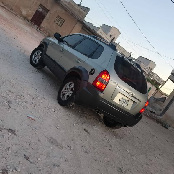 هيونداي توسان 2009 - صورة 2