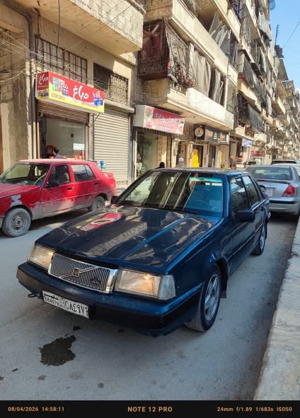 فولفو 200 1993 - صورة 2