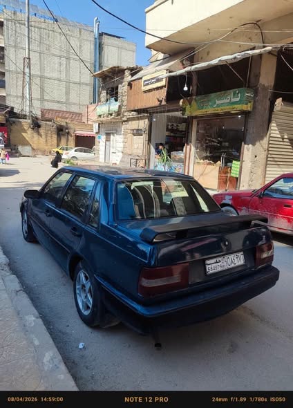 فولفو 200 1993 - صورة 4