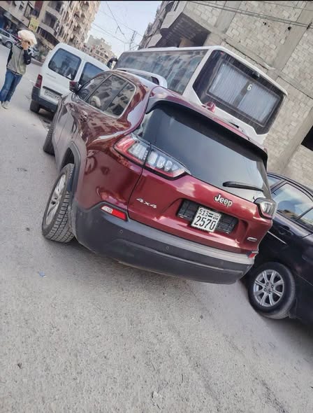جيب شيروكي 2019 - صورة 3