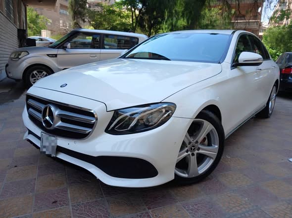 مرسيدس E200 2018 - صورة 1