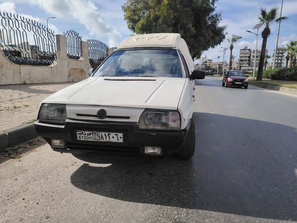 سكودا بيك أب 1995 - صورة 2