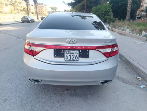 هيونداي غراندور 2012 - صورة 2