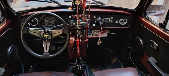 فوكس فاغن بيتل 1976 - صورة 1
