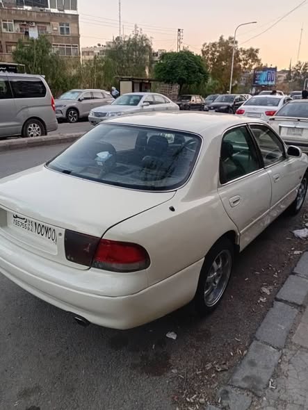 مازدا 626 1994 - صورة 5