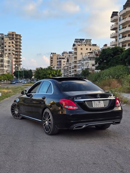 ميرسيدس C300 2016 - صورة 3