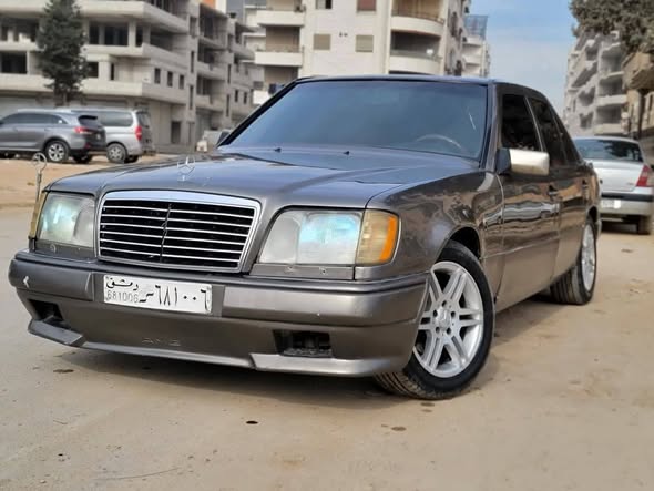 مرسيدس 300 1990 - صورة 4