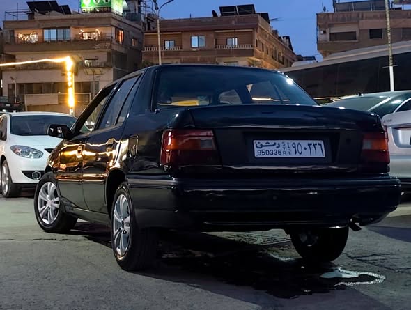 هونداي اكسل 1993 - صورة 4