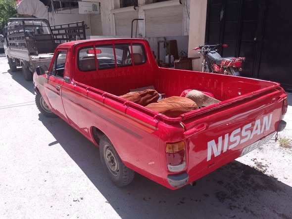 نيسان بيك أب 1993 - صورة 5
