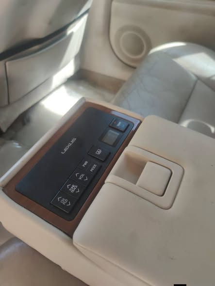 لكزس ES250 2014 - صورة 5
