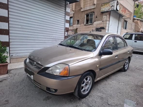 كيا ريو 2004 - صورة 4