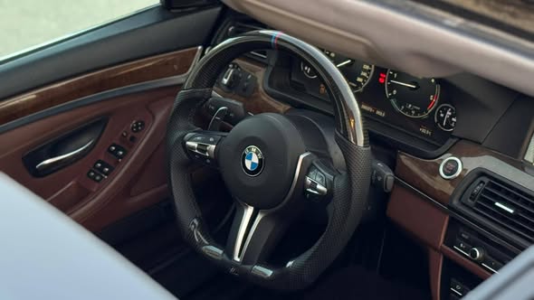 بي ام دبليو 535i 2012 - صورة 5