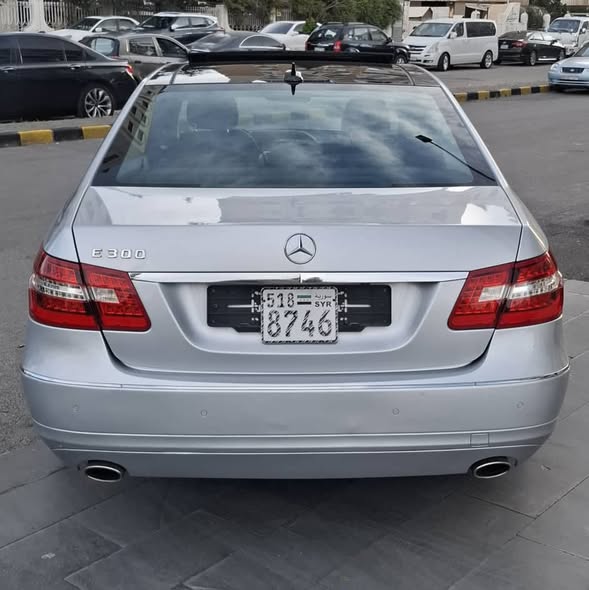 مرسيدس E300 2011 - صورة 3