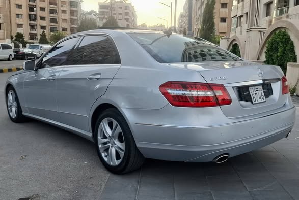 مرسيدس E300 2011 - صورة 5