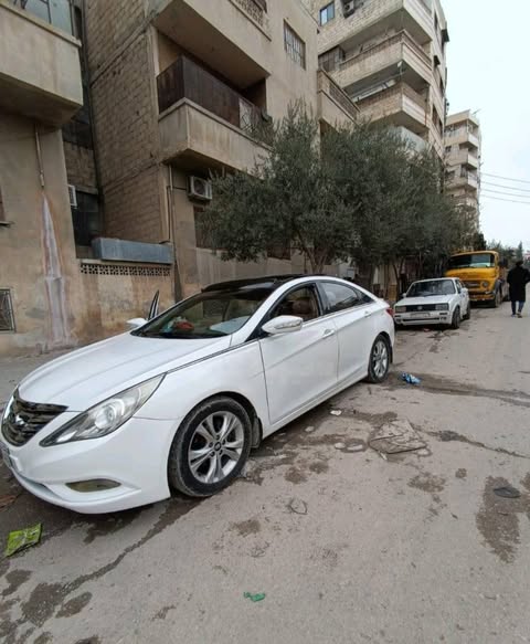 هيونداي سوناتا 2011 - صورة 2