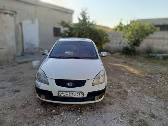 كيا ريو 2009 - صورة 2
