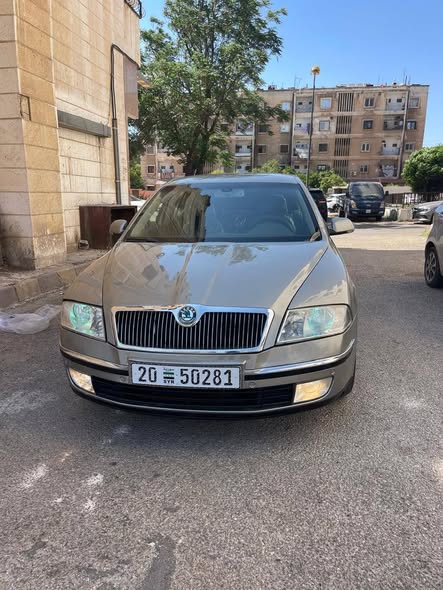 سكودا إليغانس 2009 - صورة 4