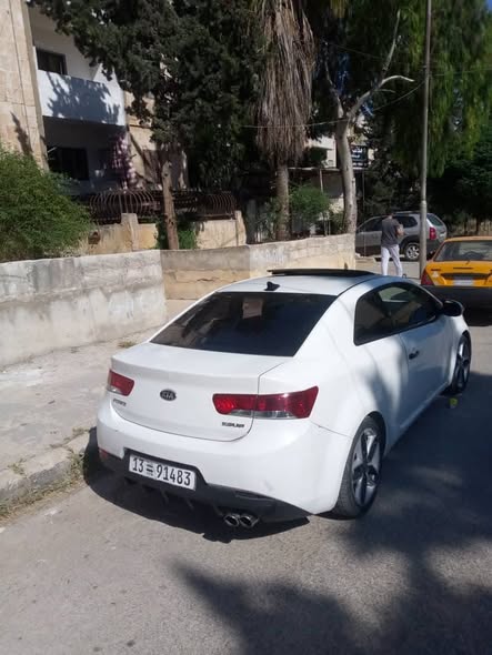 كيا فورتي كوبيه 2010 - صورة 3