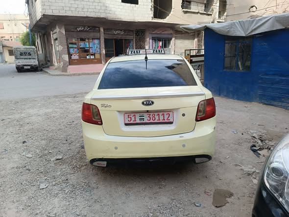 كيا ريو 2011 - صورة 4