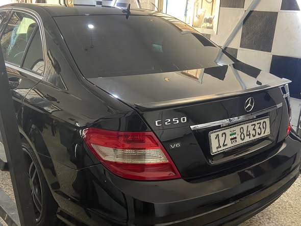 مرسيدس C250 2012 - صورة 2