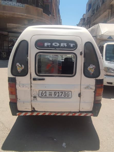 سكودا Pickup 1994 - صورة 2