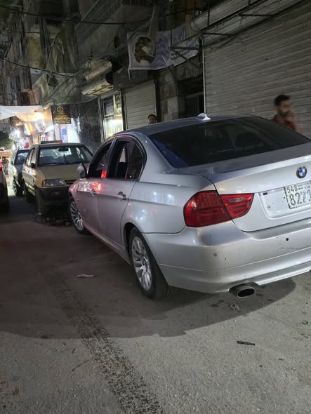 بي إم دبليو 320d 2010 - صورة 2