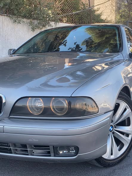 بي إم دبليو 525i 2001 - صورة 3