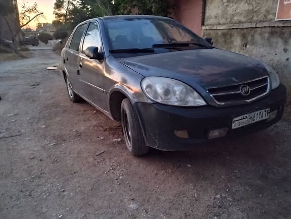 ليفان 520 2008 - صورة 3