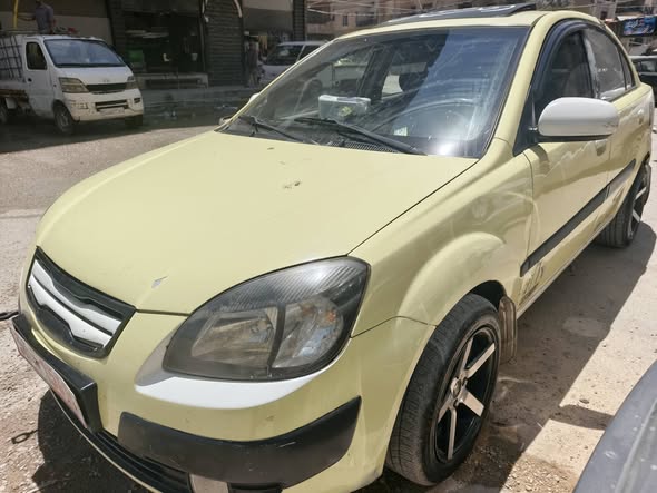 كيا ريو 2009 - صورة 1