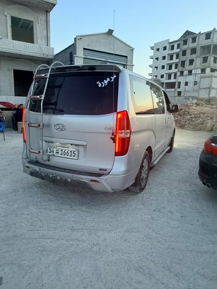 هيونداي اتش 1 2010 - صورة 4