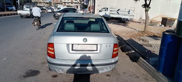 سكودا فابيا 2002 - صورة 3