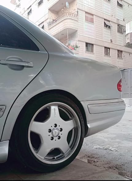 مرسيدس E-Class 1999 - صورة 4