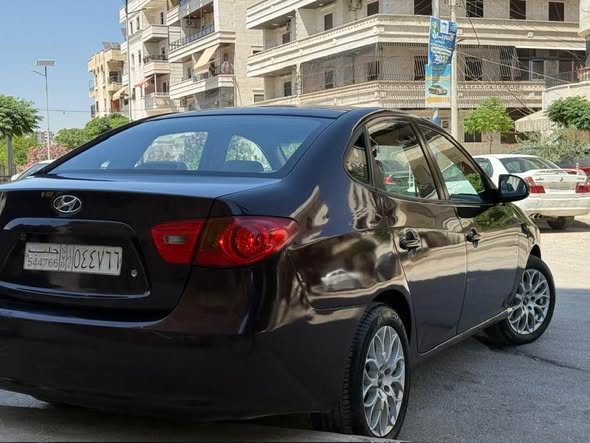 هونداي افانتي 2008 - صورة 4