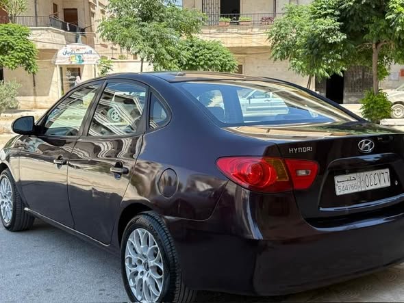 هونداي افانتي 2008 - صورة 5