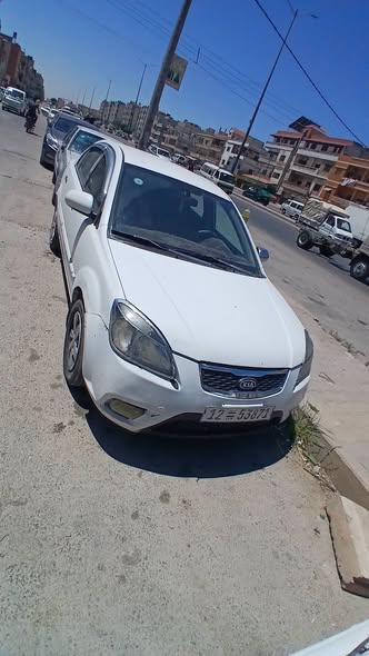 كيا ريو 2010 - صورة 1