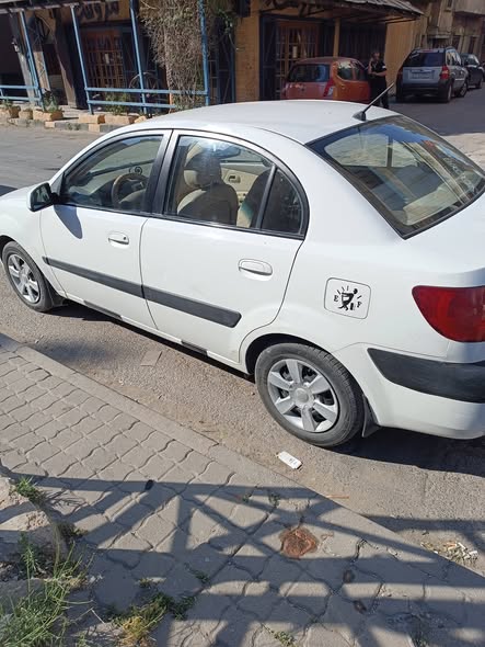 كيا ريو 2007 - صورة 1