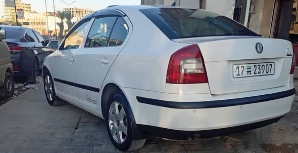 سكودا أوكتافيا 2009 - صورة 2