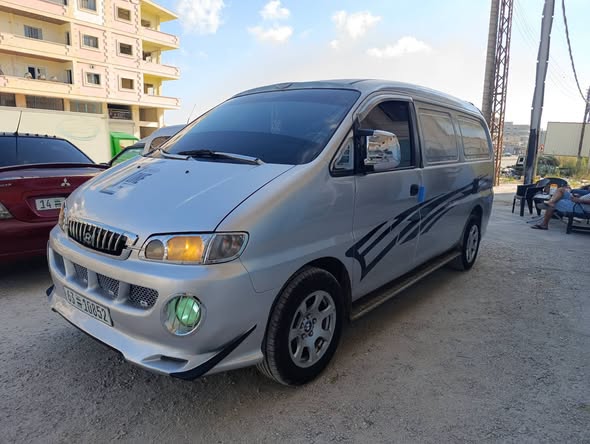 هيونداي اتش 1 2002 - صورة 4