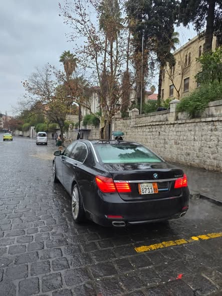 بي إم دبليو 740Li 2012 - صورة 3