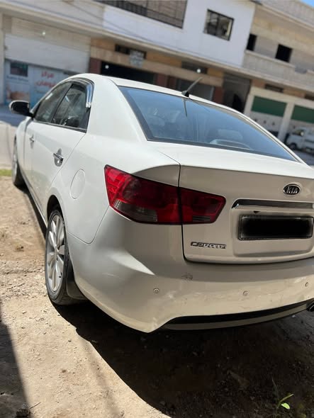كيا فورتي 2010 - صورة 5