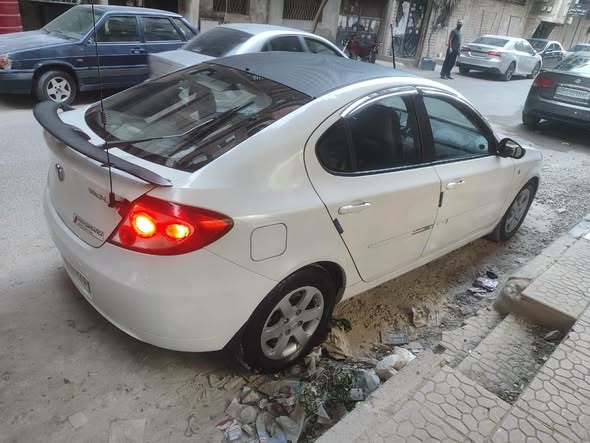 بروتون جين 2 2010 - صورة 2