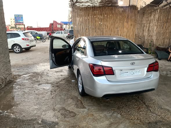 دايو لاسيتي كروز 2010 - صورة 5