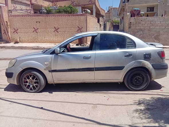 كيا ريو 2006 - صورة 3