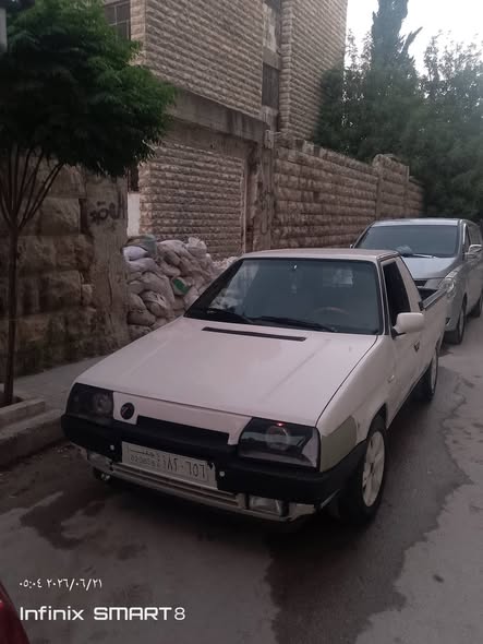سكودا Pickup 1995 - صورة 3