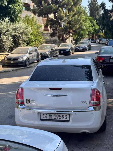 كلايسلر 300C 2012 - صورة 2