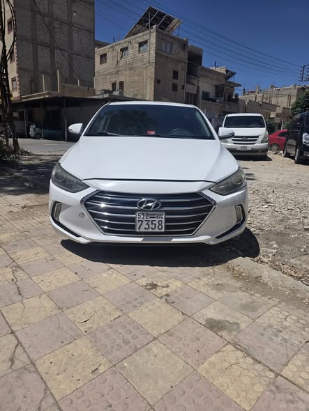هيونداي افانتي 2017 - صورة 2