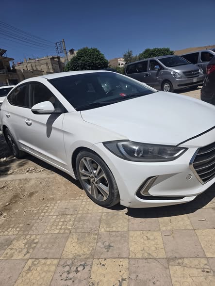 هيونداي افانتي 2017 - صورة 5