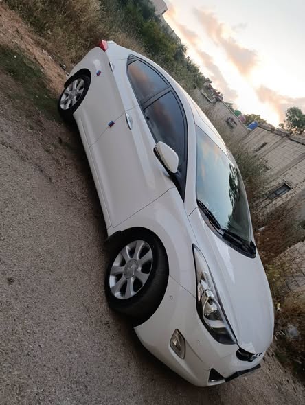 هيونداي النترا 2011 - صورة 2