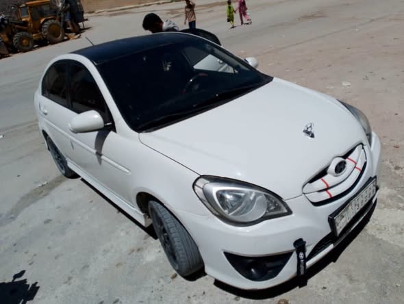 هيونداي فيرنا 2010 - صورة 1