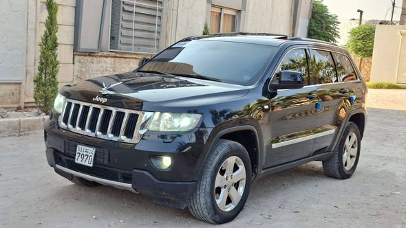 جيب شيروكي 2012 - صورة 2